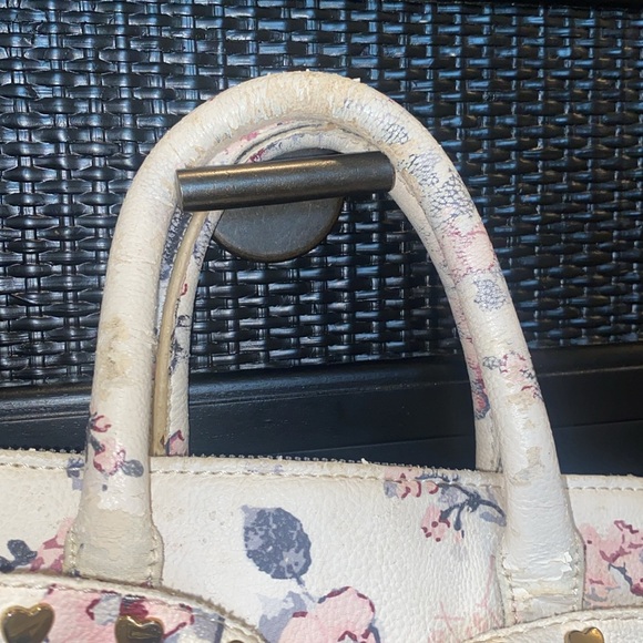 Betsy Johnson 💕 - Picture 4 of 9